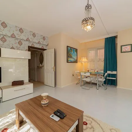 Refreshing Flat With Backyard 600 M To Duden Waterfalls Apartman Antalya